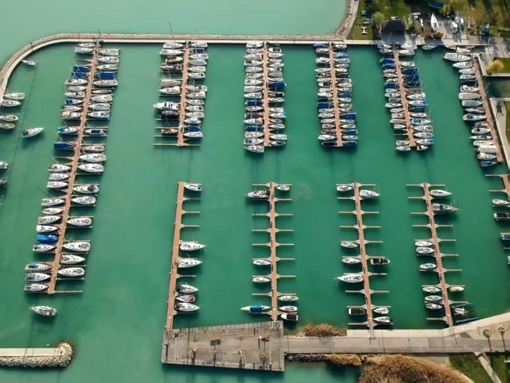Hello Balaton Lejlighed Alsóörs Eksteriør billede